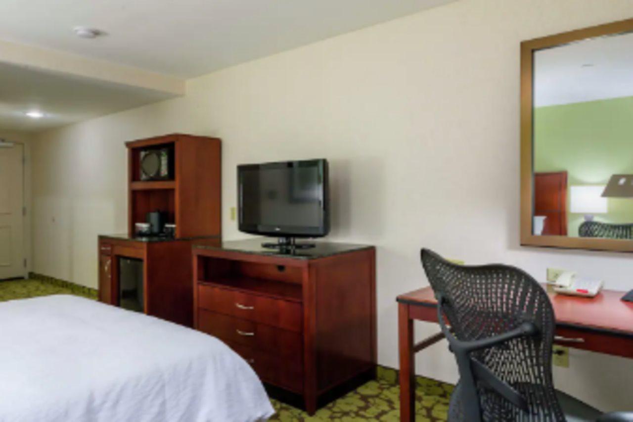 Hilton Garden Inn Queens/Jfk New York Kültér fotó