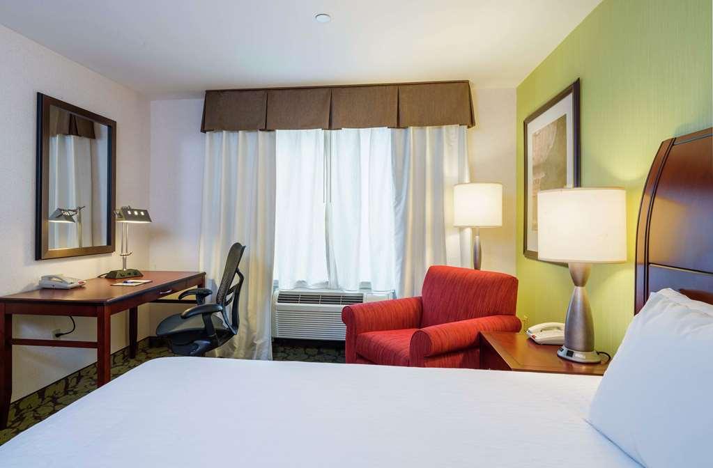 Hilton Garden Inn Queens/Jfk New York Szoba fotó